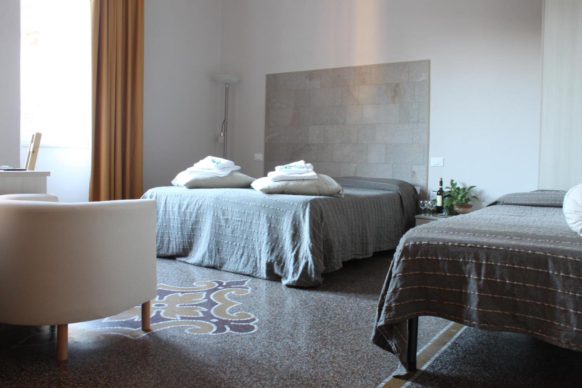 B&B Cernaia 42 La Spezia Room photo