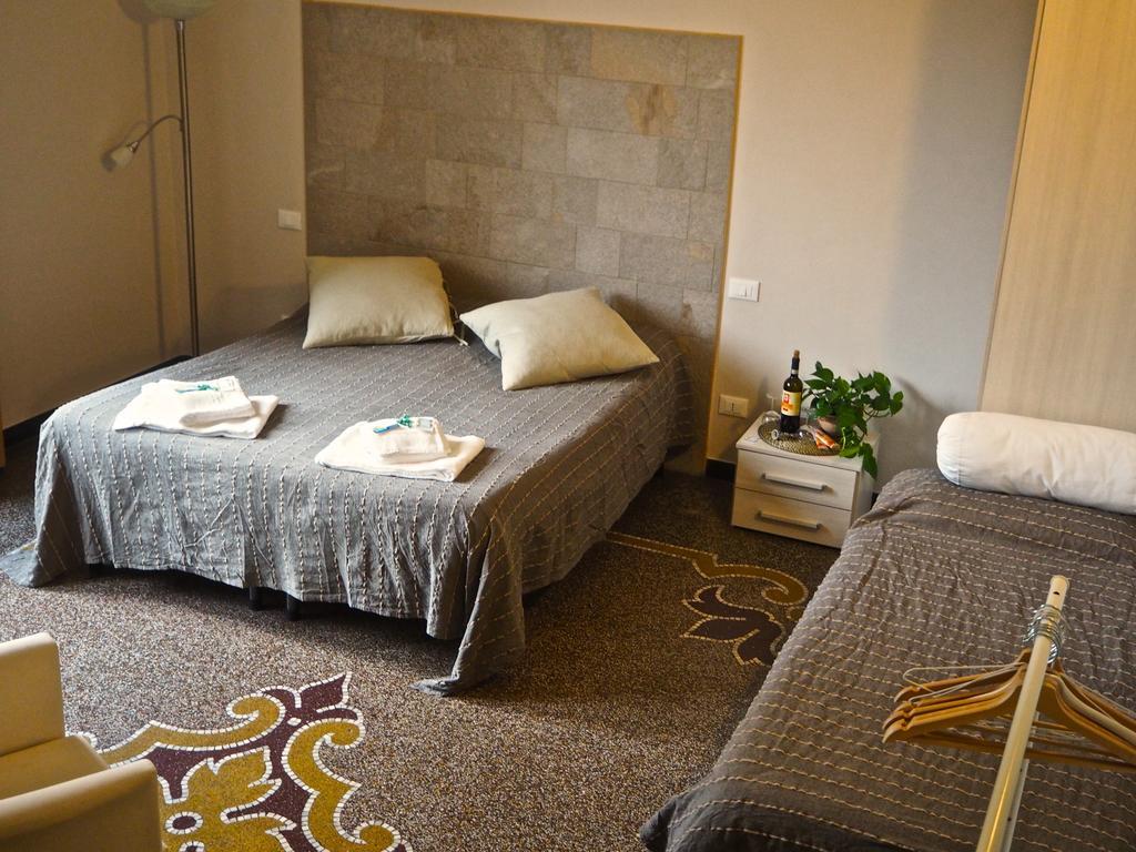 B&B Cernaia 42 La Spezia Room photo